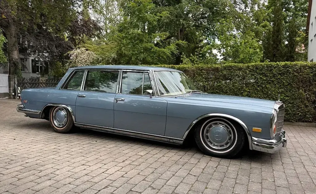 Gebraucht Mercedes 600 250 PS (183 kW) 1970 Blau Limousine