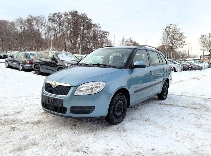 Gebraucht Skoda Fabia Ambiente 69 PS (50 kW) 2009 Blau Kombi