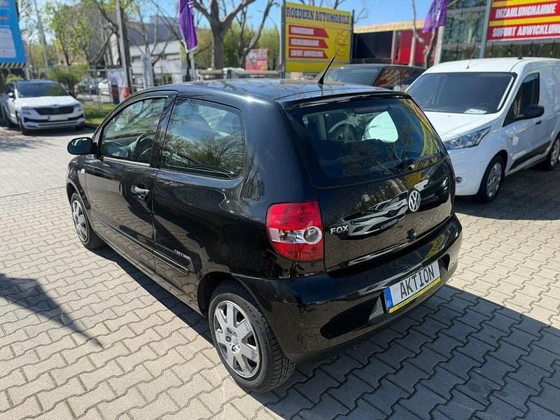 Usado VW Fox Refresh 54 HP (39 kW) 2009 Preto Citadino