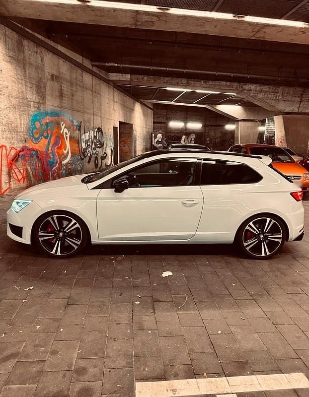 Gebraucht Seat Leon CUPRA 380 PS (279 kW) 2015 Grau Coupé