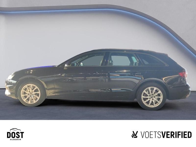 Gebraucht Audi A4 Ambiente 163 PS (119 kW) 2022 Mythosschwarz metallic Kombi