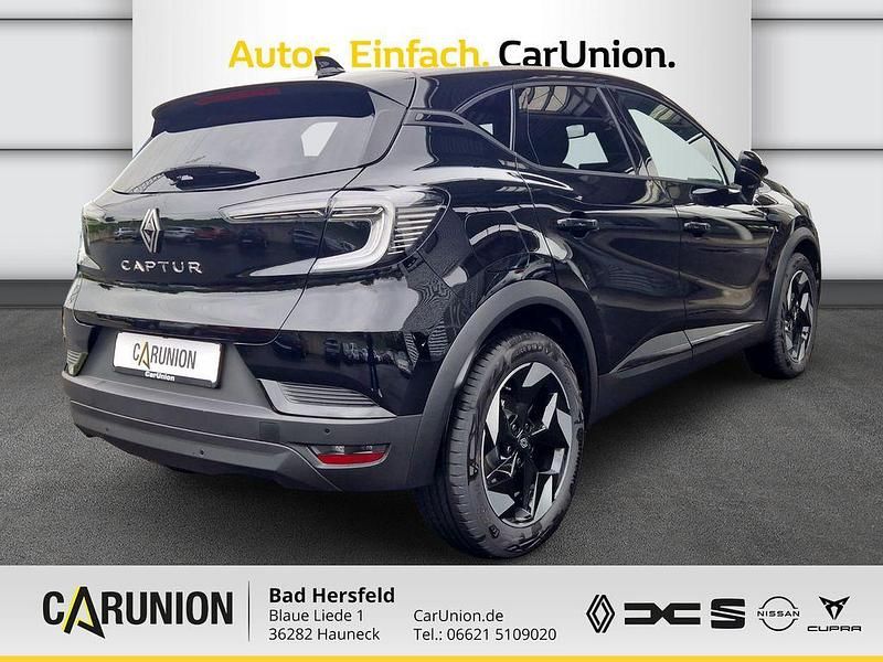 Neu Renault Captur Techno 140 PS (102 kW) 2025 Black pearlschwarz metallic SUV
