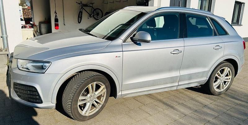 Gebraucht Audi Q3 S-Line 150 PS (110 kW) 2017 Silber SUV