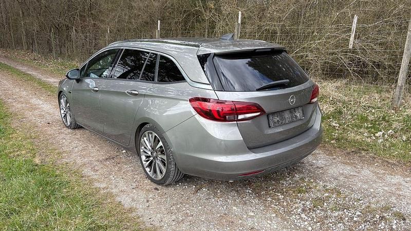 Gebraucht Opel Astra Dynamic 136 PS (100 kW) 2016 Braun Kombi