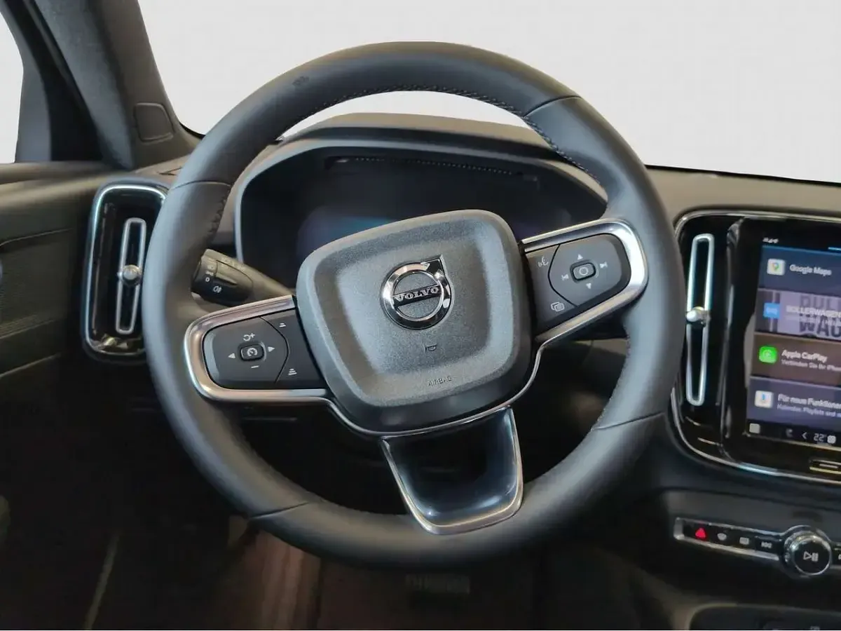 Gebraucht Volvo C40 Single Motor 169 kW (231 PS) 2022 Thunder grey SUV