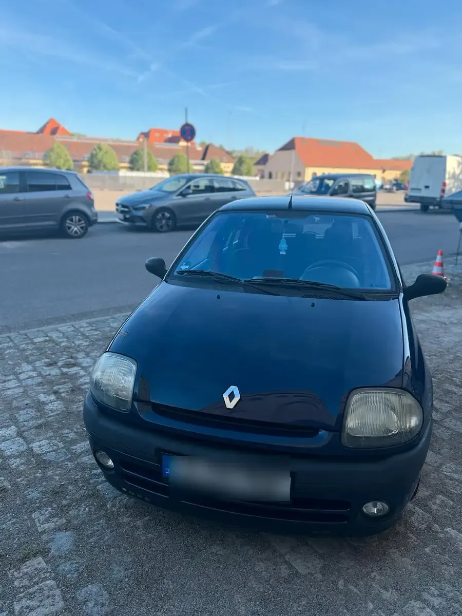 Gebraucht Renault Clio II 59 PS (43 kW) 1999 Blau Kleinwagen
