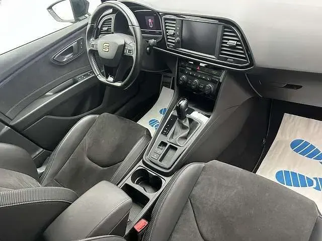 Gebraucht Seat Leon 4Drive 300 PS (220 kW) 2020 Schwarz metallic