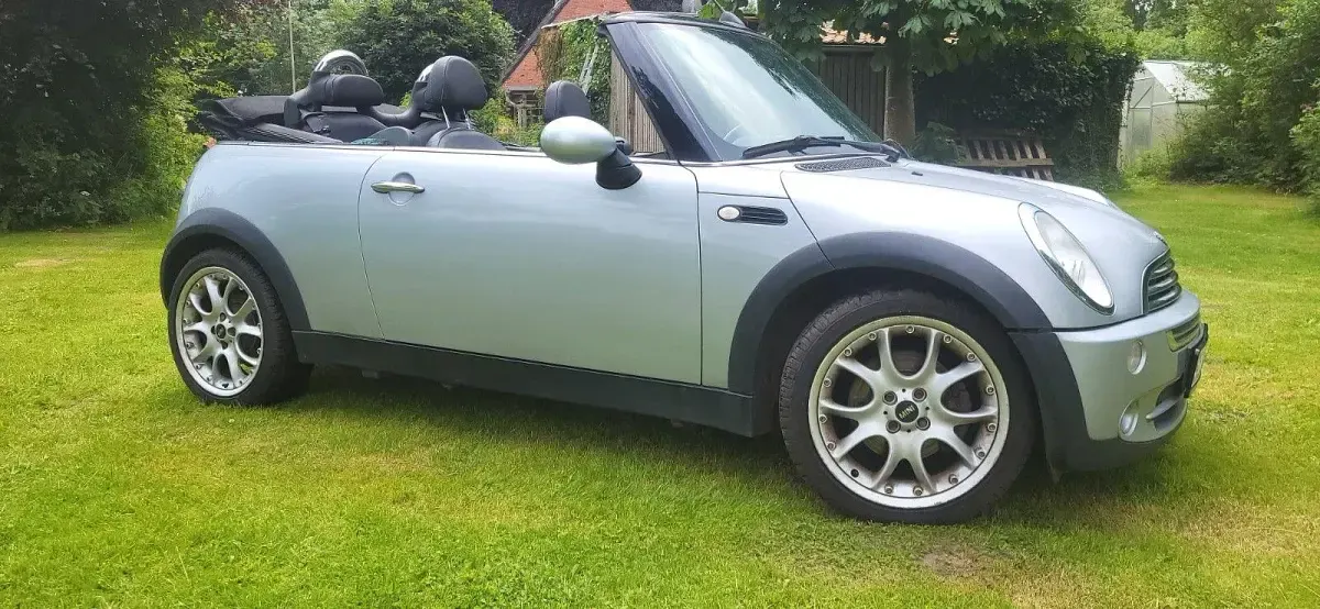 Gebraucht Mini Cooper Cabriolet 116 PS (85 kW) 2008 Silber Cabrio