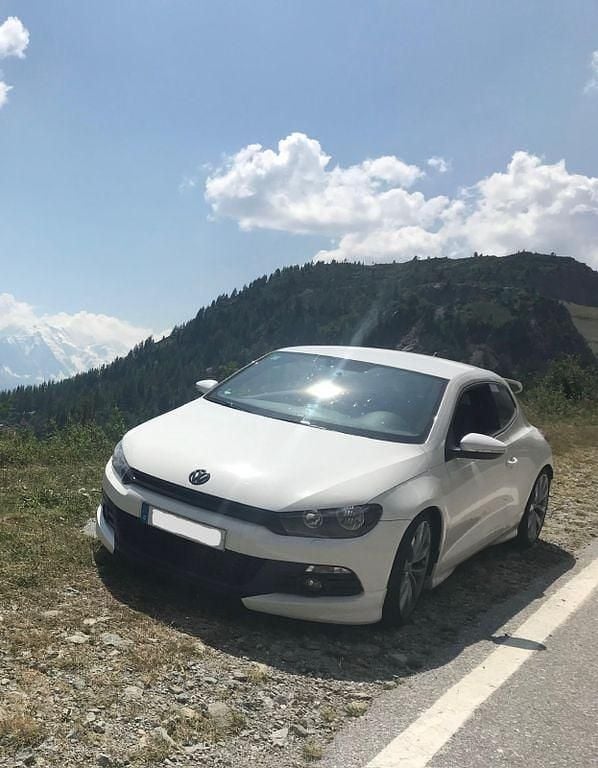 Usata VW Scirocco 200 CV (147 kW) 2009 Bianco Coupé