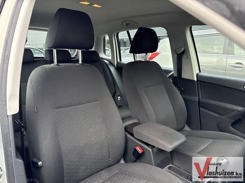 Gebraucht VW Tiguan Comfortline 160 PS (117 kW) 2012 Grau SUV
