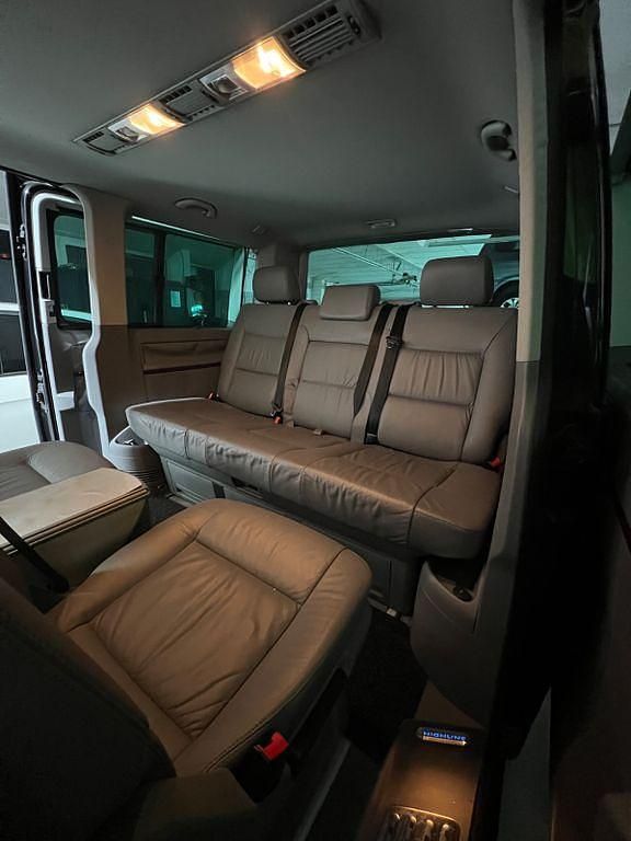 Gebraucht VW Multivan Highline 174 PS (127 kW) 2005 Schwarz Van