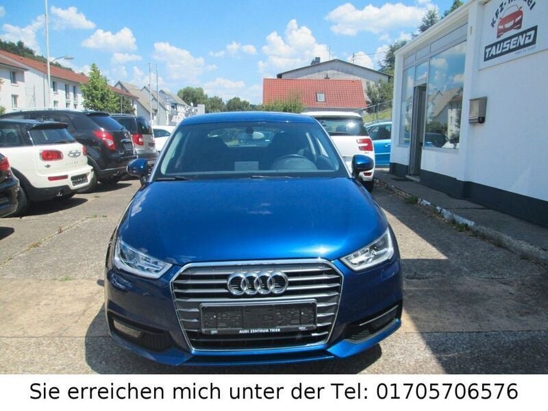 Blau Gebraucht 2015 Audi A1 Kleinwagen | 10.900 € (Fairer Preis) - Bild 1/4