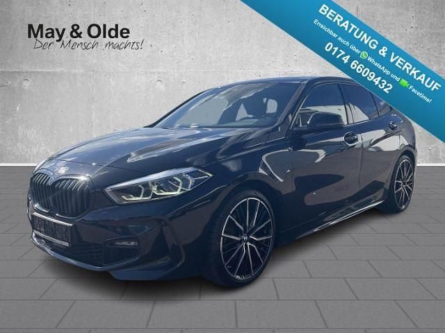 Schwarz Gebraucht 2022 BMW 120 Performance Kleinwagen | 28.990 € (Etwas zu teuer) - Bild 1/4