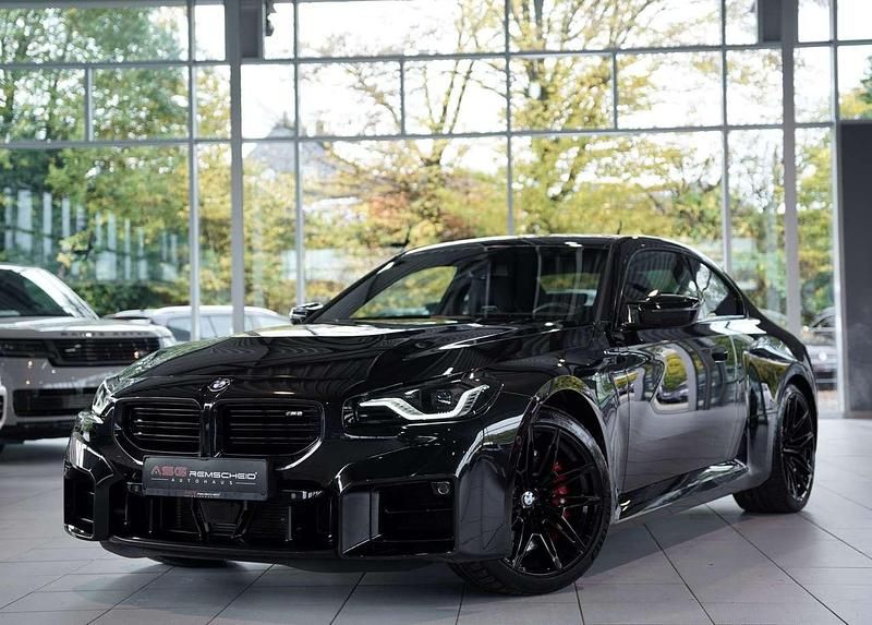 Schwarz Gebraucht 2024 BMW M2 Performance Coupé | 63.900 € (Fairer Preis) - Bild 1/3