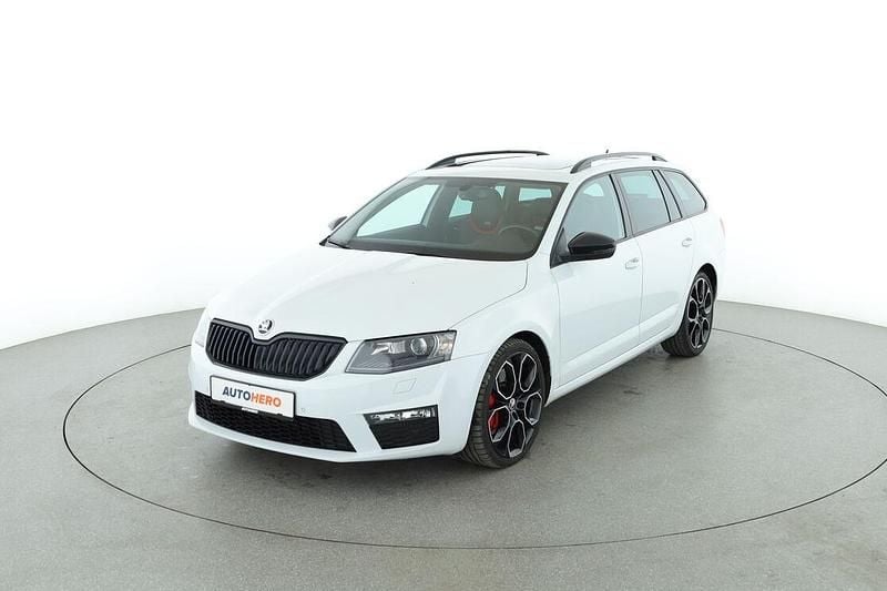 Weiß Gebraucht 2016 Skoda Octavia RS Kombi | 16.890 € (Fairer Preis) - Bild 1/3