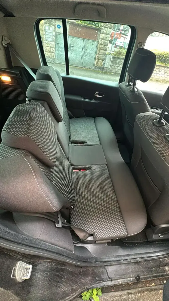 Gebraucht Renault Modus 103 PS (75 kW) 2012 Schwarz Van / Kleinbus