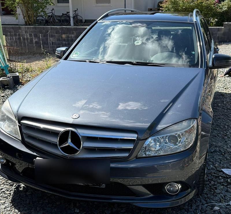 Grau Gebraucht 2009 Mercedes C320 Avantgarde Kombi | 6.200 € (Guter Preis) - Bild 1/4