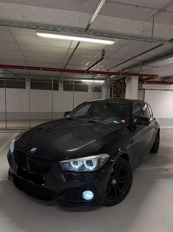 Schwarz Gebraucht 2018 BMW 118 M Sport Kleinwagen | 13.999 € (Fairer Preis) - Bild 1/4