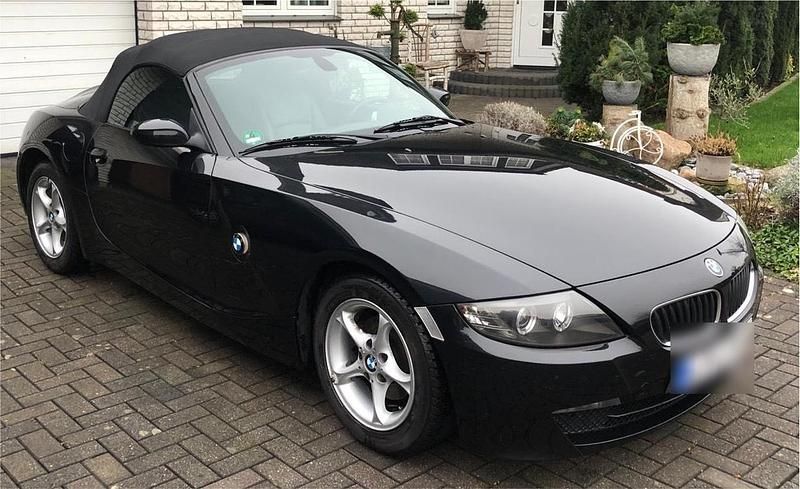 Gebraucht BMW Z4 150 PS (110 kW) 2006 Schwarz Cabrio