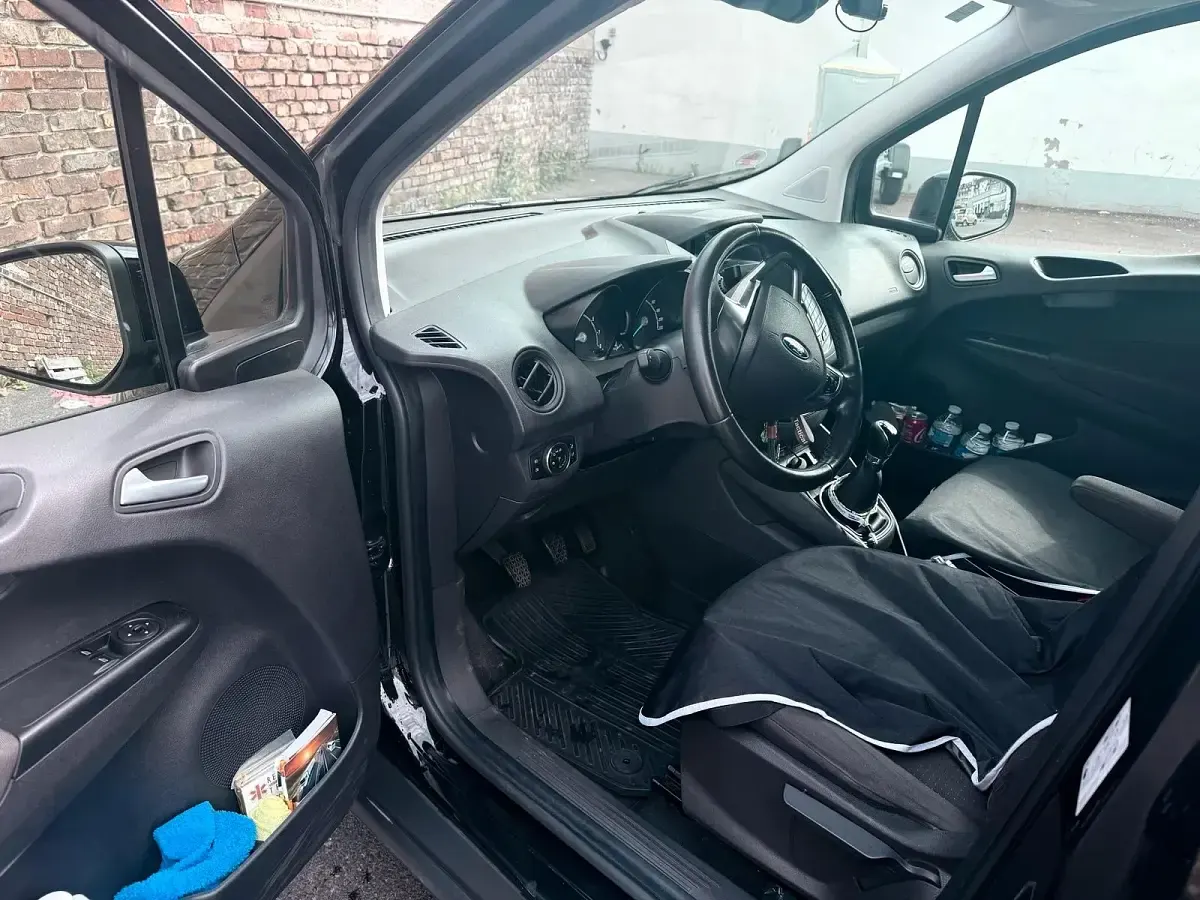 Gebraucht Ford Transit 74 PS (54 kW) 2017 Schwarz