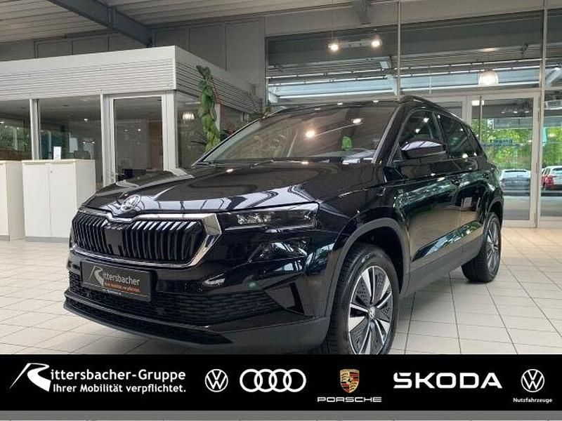 Schwarzmagic perleffekt Gebraucht 2024 Skoda Karoq Drive SUV | 36.690 € (Fairer Preis) - Bild 1/4