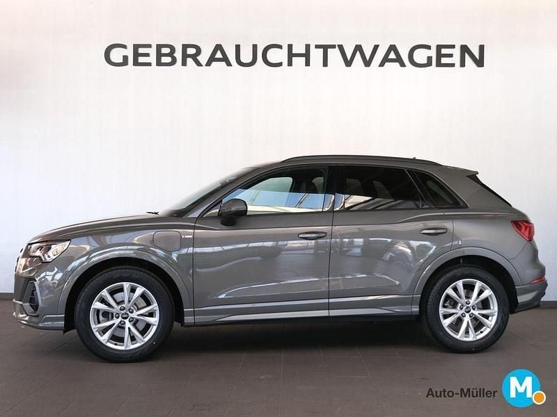 Gebraucht Audi Q3 S-Line 245 PS (180 kW) 2022 Chronosgrau metallic (metallic) SUV