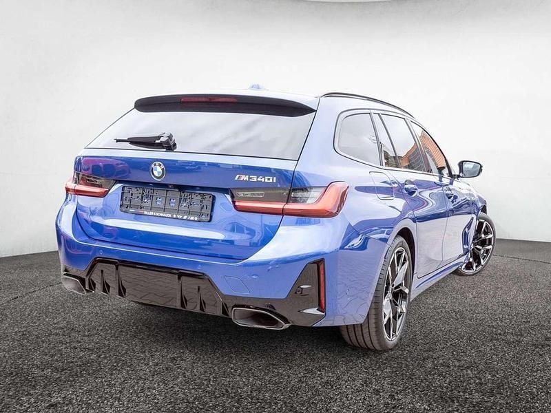Gebraucht BMW 340 374 PS (275 kW) 2025 Portimao blau Kombi