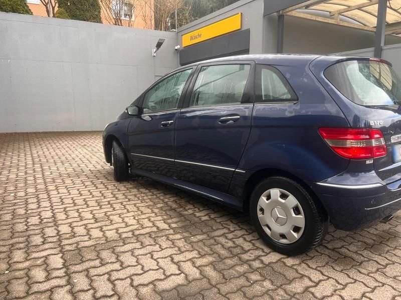 Gebraucht Mercedes B170 85 PS (62 kW) 2007 Van / Kleinbus