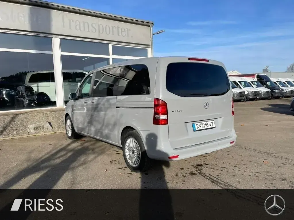 Brugt Mercedes V250 190 HK (139 kW) 2025 Grå MPV