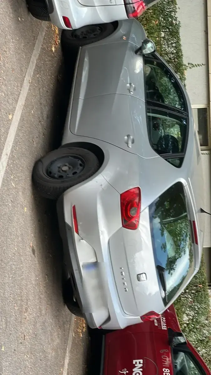 Gebraucht Seat Ibiza 105 PS (77 kW) 2012 Grau Kleinwagen