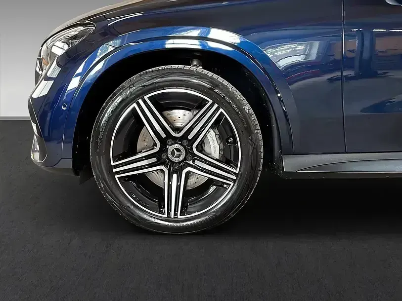 Gebraucht Mercedes GLC220 AMG 197 PS (144 kW) 2023 Lack nautikblau (metallic) SUV