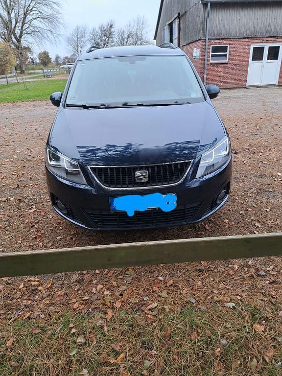 Blau Gebraucht 2012 Seat Alhambra Van / Kleinbus | 7.250 € (Fairer Preis) - Bild 1/4