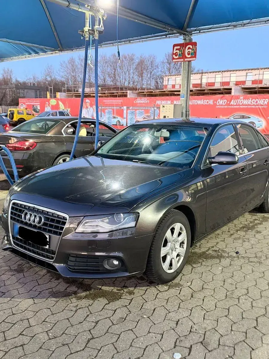 Brugt Audi A4 Ambiente 120 HK (88 kW) 2011 Grå Sedan