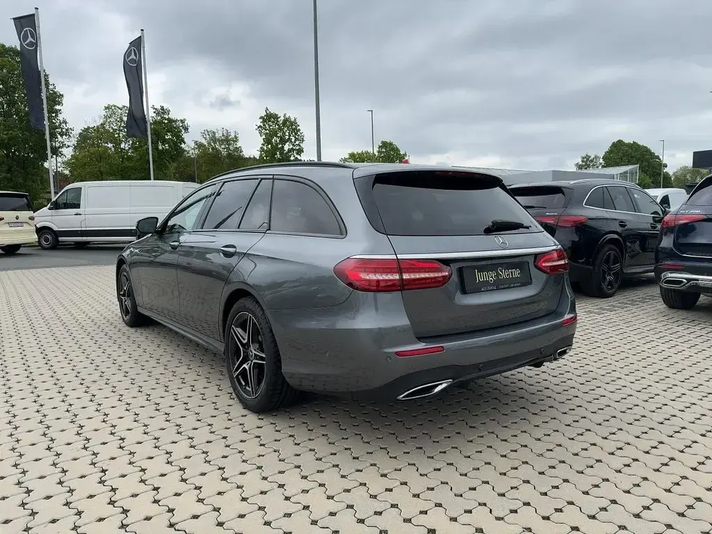 Gebraucht Mercedes E400 AMG 330 PS (242 kW) 2023 Grau Limousine