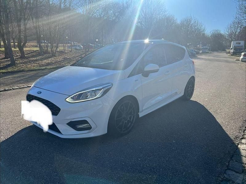 Gebraucht Ford Fiesta ST-Line 140 PS (102 kW) 2018 Weiß Kleinwagen