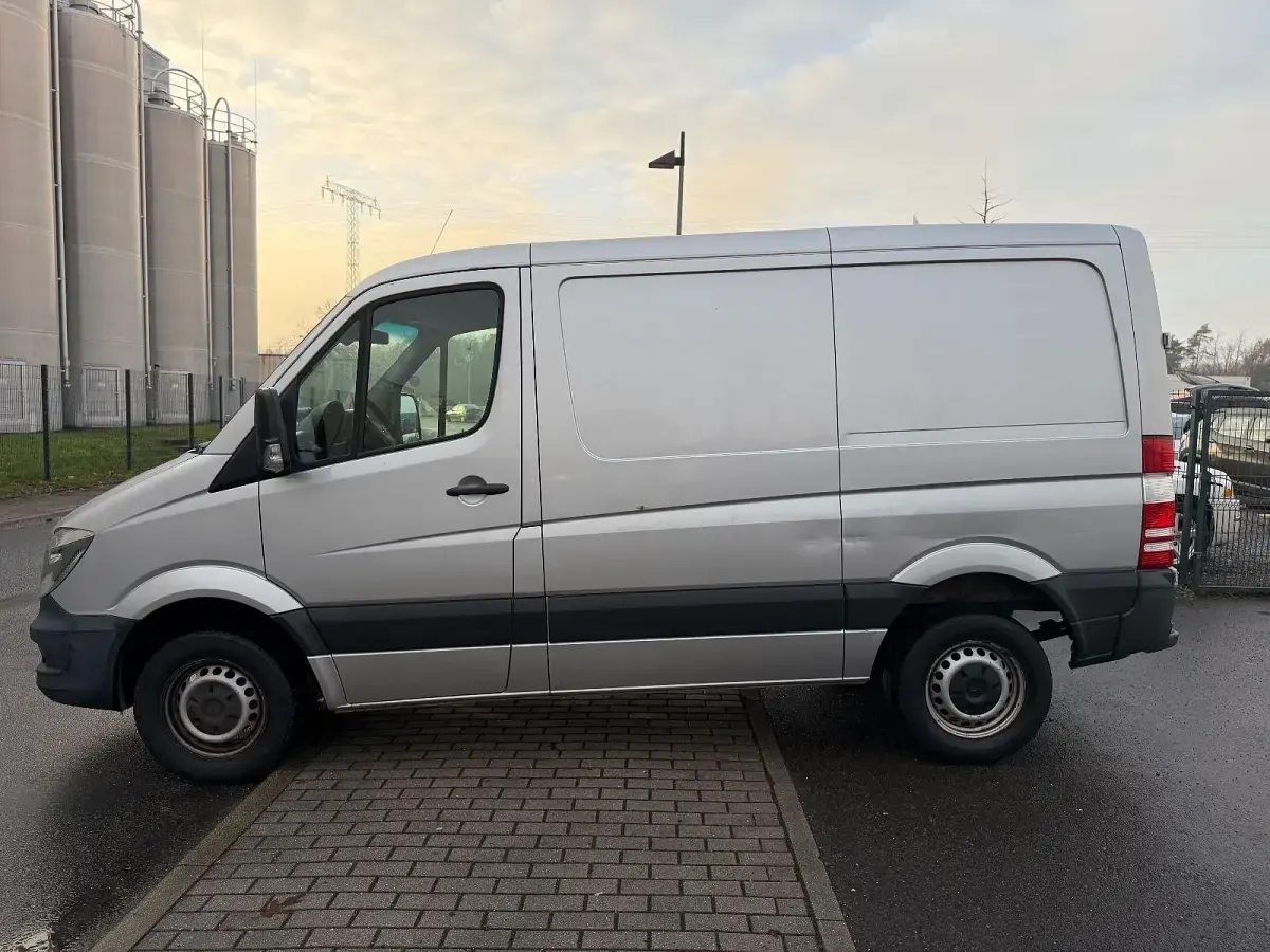 Gebraucht Mercedes Sprinter 129 PS (94 kW) 2016 Silber Van