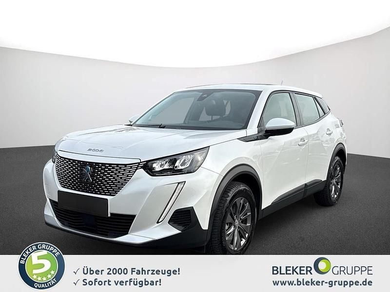 Weiß Gebraucht 2021 Peugeot e-2008 Active SUV | 17.490 € (Guter Preis) - Bild 1/4