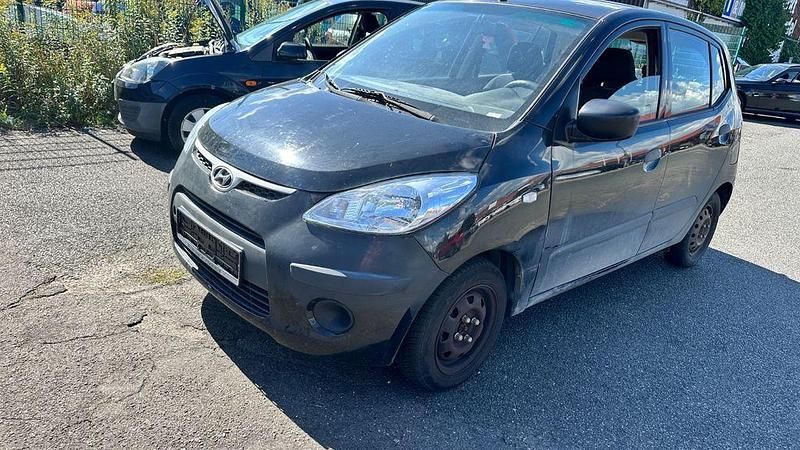 Schwarz Gebraucht 2011 Hyundai i10 Edition+ Kleinwagen | 1.700 € (Guter Preis) - Bild 1/4