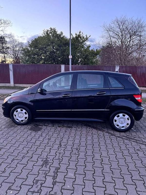 Gebraucht Mercedes 170 116 PS (85 kW) 2006 Schwarz Limousine
