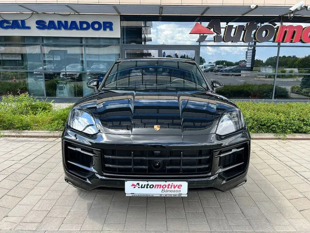 Gebraucht Porsche Cayenne 354 PS (260 kW) 2024 Schwarz SUV