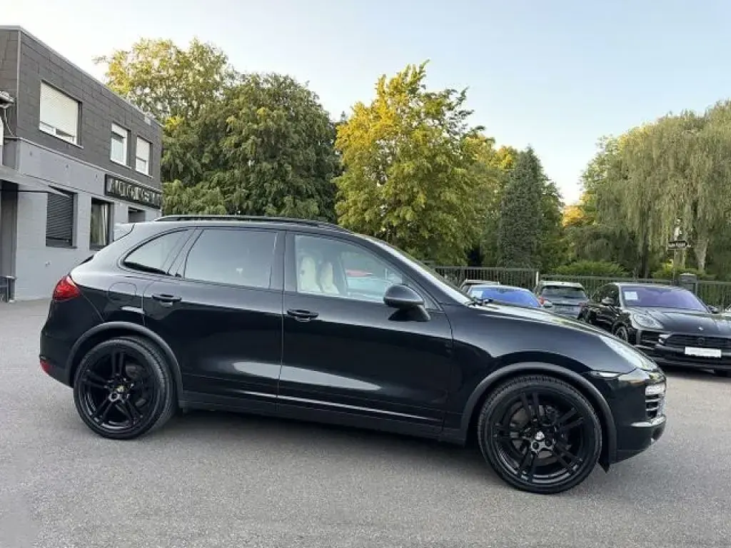 Gebraucht Porsche Cayenne 245 PS (180 kW) 2014 Tiefschwarz (metallic) SUV