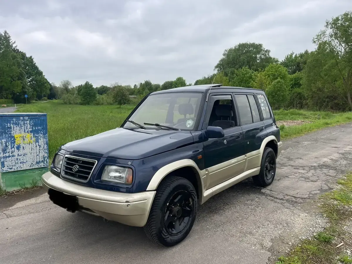 Gebraucht Suzuki Vitara 136 PS (100 kW) 1997 Blau SUV