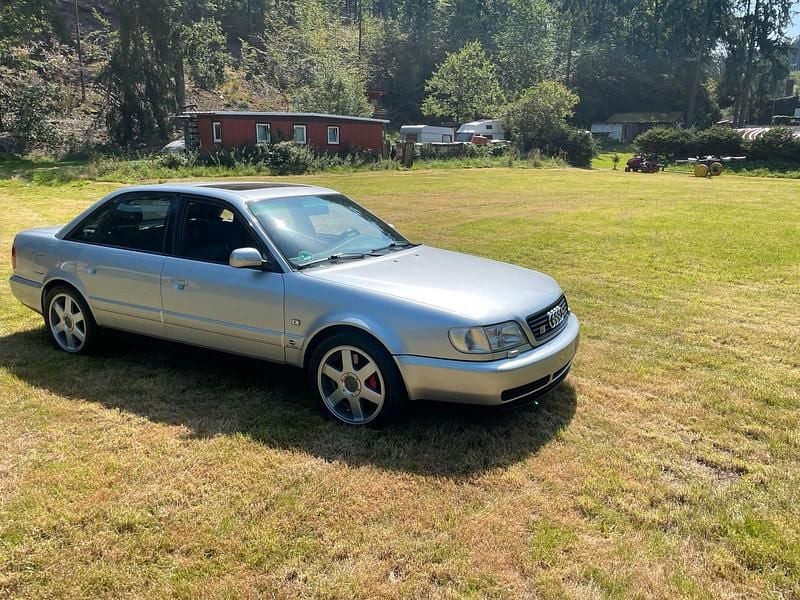 Gebraucht Audi S6 328 PS (241 kW) 1996 Silber Limousine