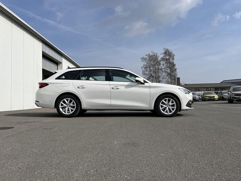 Gebraucht Seat Leon Style 150 PS (110 kW) 2022 Candy weiss Kombi
