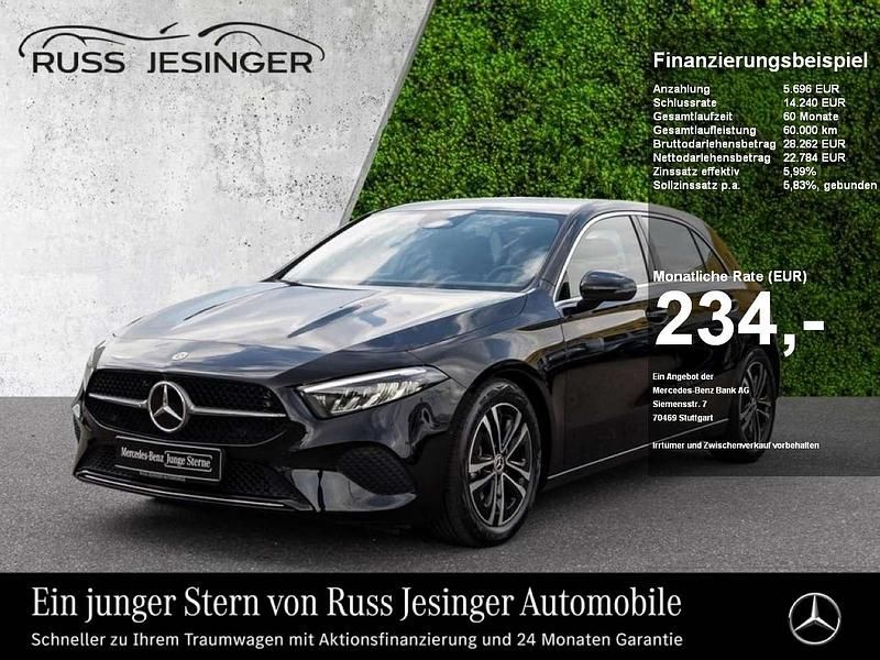 Kosmosschwarz Gebraucht 2024 Mercedes A180 Progressive Limousine | 28.480 € (Guter Preis) - Bild 1/3