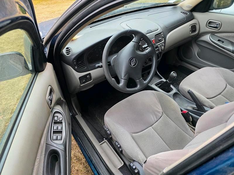 Gebraucht Nissan Almera 114 PS (83 kW) 2000 Blau Limousine