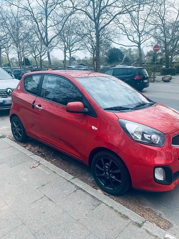Gebraucht Kia Picanto 69 PS (50 kW) 2012 Rot Kleinwagen