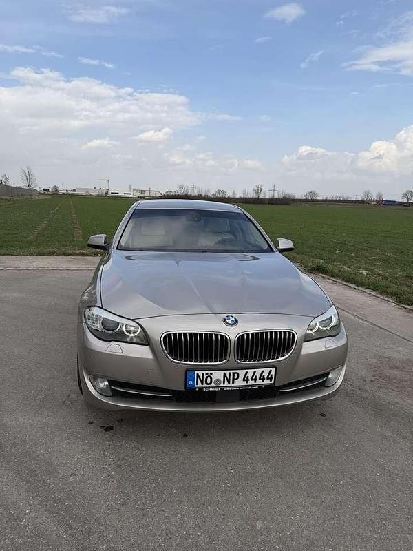 Gebraucht BMW 535 306 PS (225 kW) 2011 Andere farben Limousine