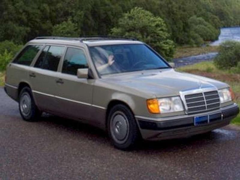 Gebraucht Mercedes 250 90 PS (66 kW) 1991 Beige Kombi