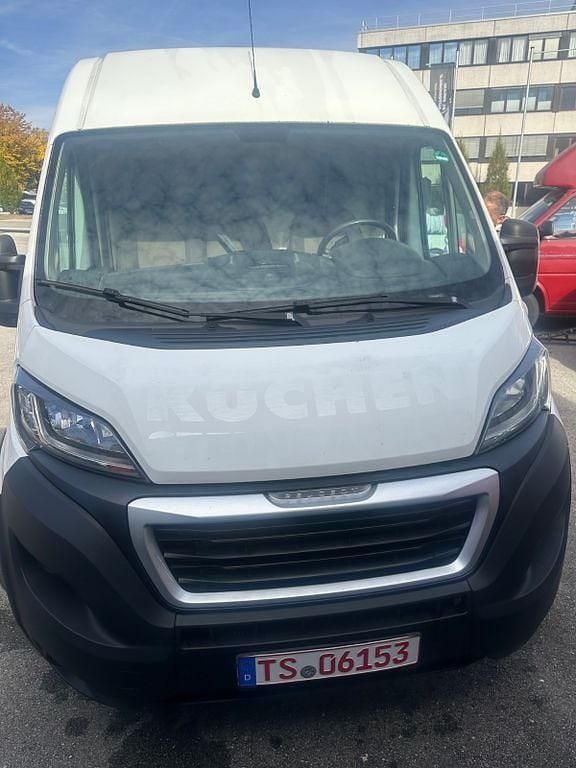 Blanc banquise Gebraucht 2018 Peugeot Boxer Avantage Van | 12.900 € (Guter Preis) - Bild 1/4
